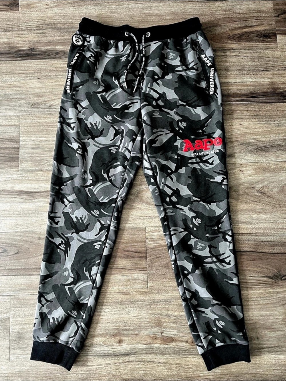 Aape Camo Jogger Pants in Gray & Black XXL Like New